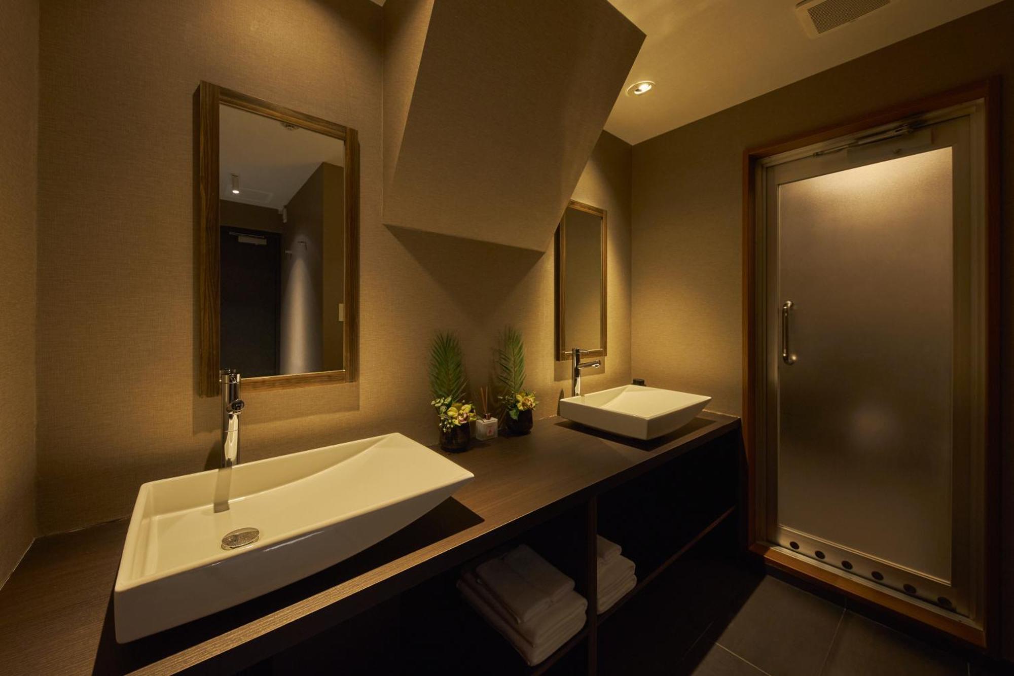 AROMA KURAVI  Hotel Kawasaki  Eksteriør billede